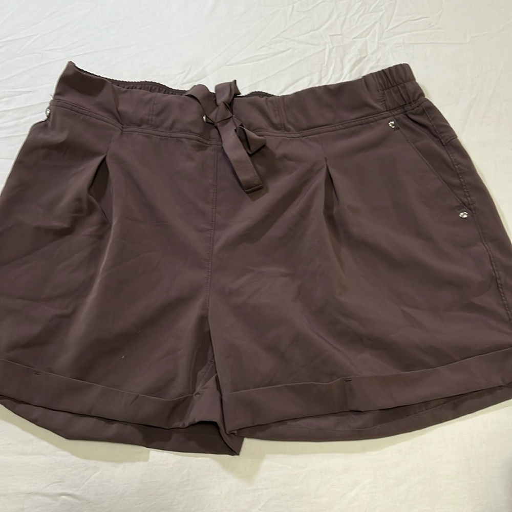 MPG shorts